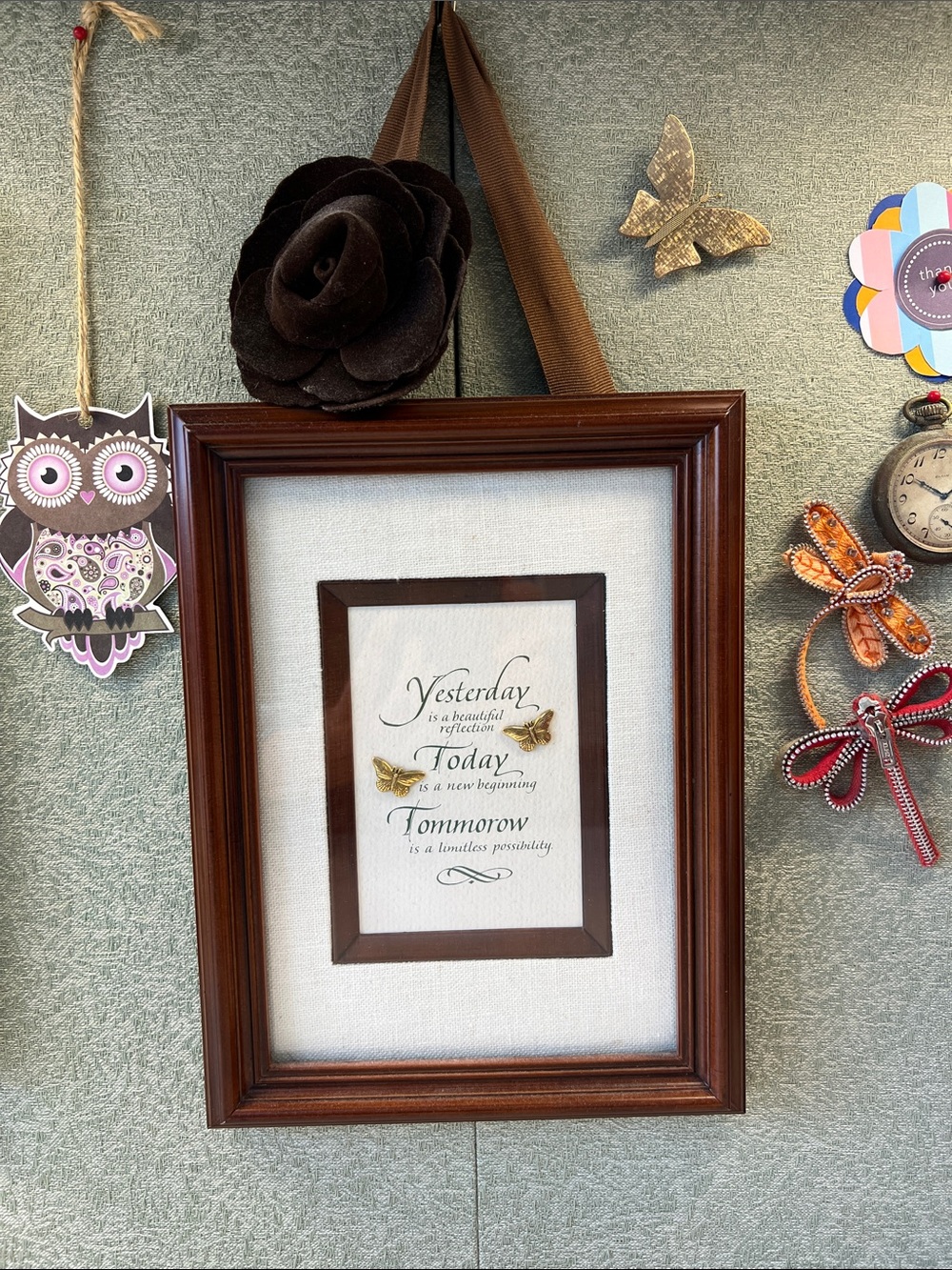 Classic Brown Wood Picture Frame Wall Decor